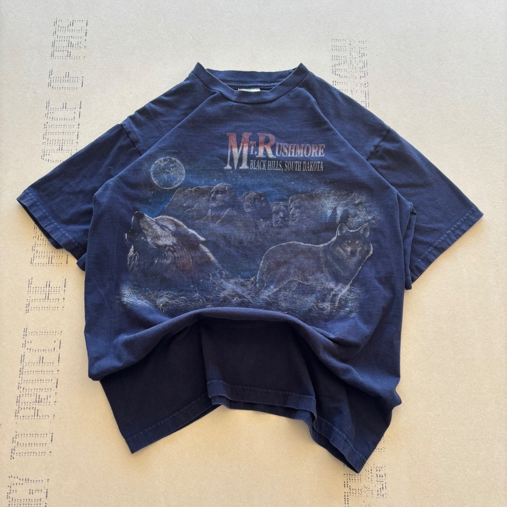 Vintage 90s AOP Mt Rushmore T-shirt
